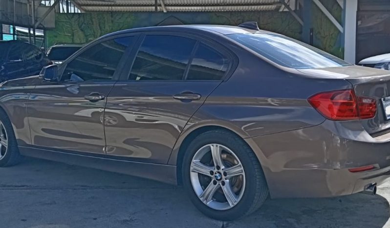 BMW 320D 2015 lleno