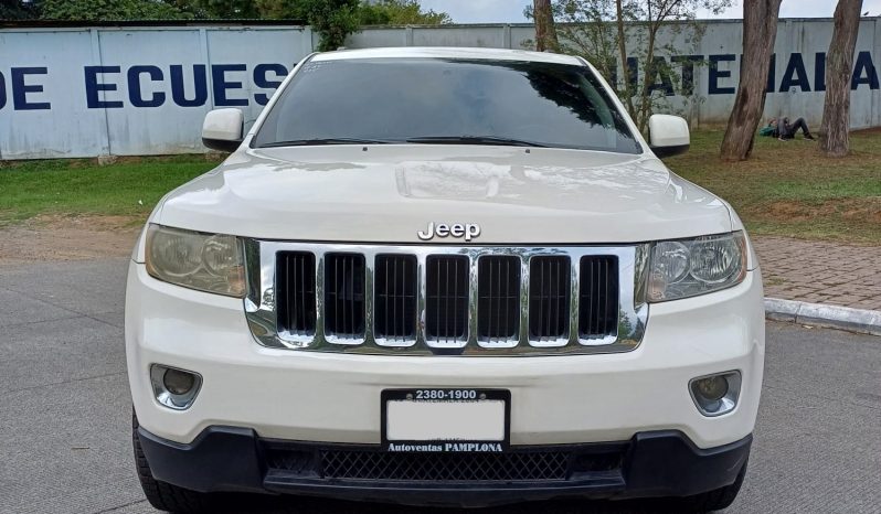 Jeep Grand Cherokee Laredo 2011 lleno