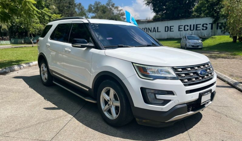 FORD EXPLORER XLT 4WD AT 2017 lleno