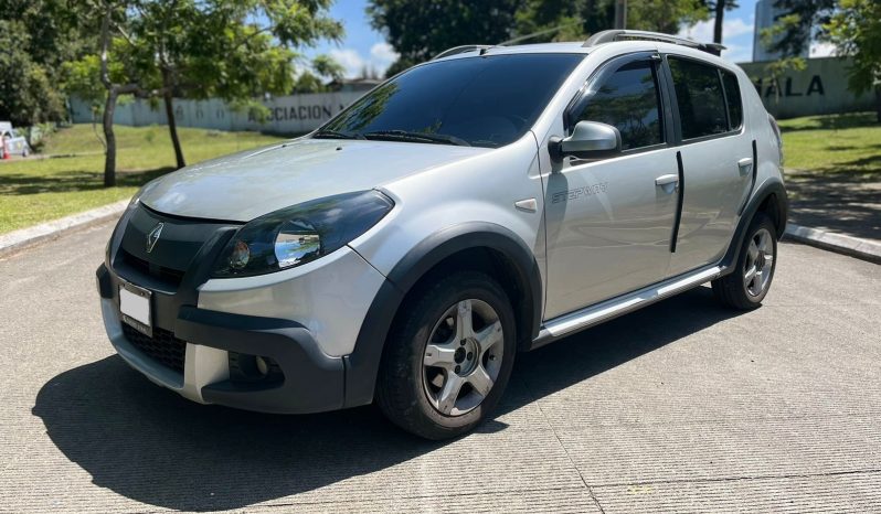 RENAULT SANDERO STEPWAY 2015 lleno