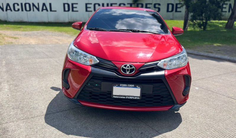 TOYOTA YARIS 2022 lleno