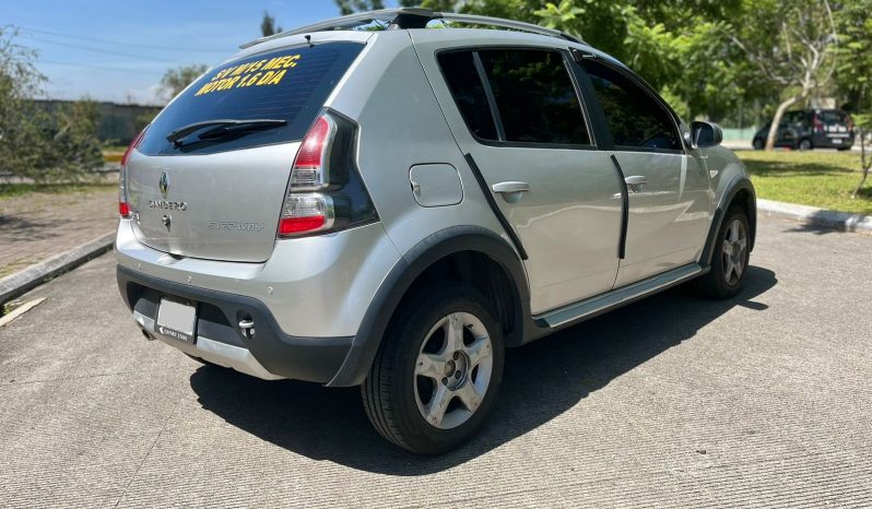 RENAULT SANDERO STEPWAY 2015 lleno