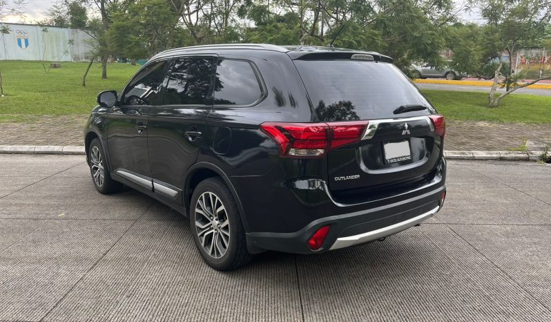 MITSUBISHI OUTLANDER GLX 2017 lleno