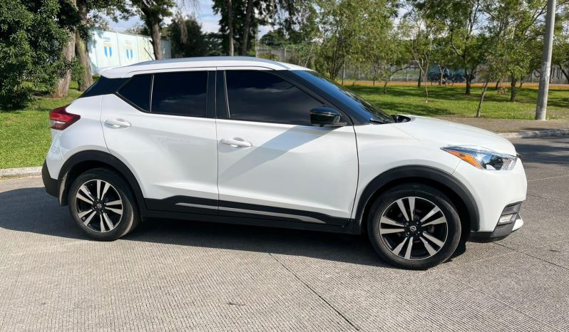 NISSAN KICKS SR 2WD 2019 lleno