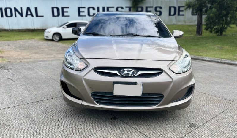 HYUNDAI ACCENT GLS 2012 lleno