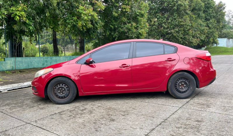 KIA FORTE 2016 lleno