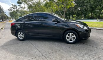 HYUNDAI ACCENT 2015 lleno