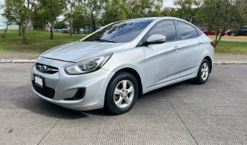 HYUNDAI ACCENT 2015 lleno