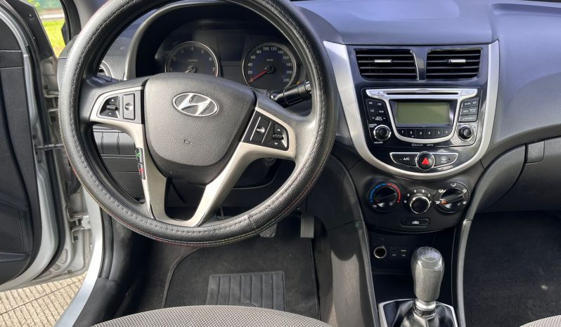 HYUNDAI ACCENT 2015 lleno